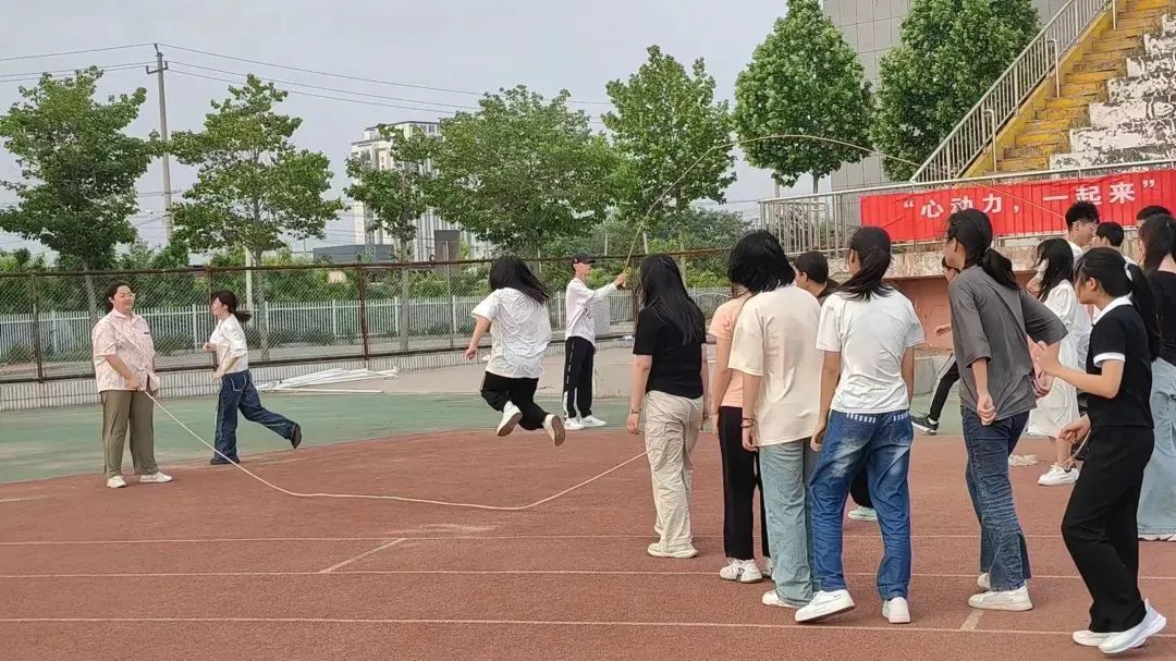 28B4B